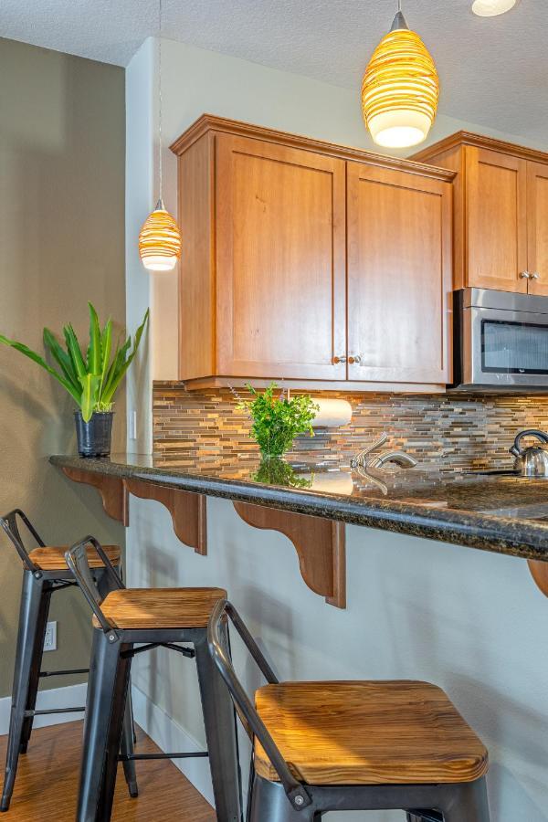 Modern Home, Four Bedrooms, King Beds Tigard Exterior foto